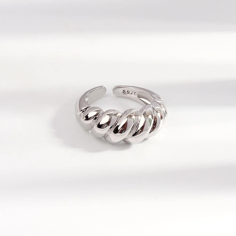 Fashion Personalized Index Finger Ring Niche Design Geometric Twist Open Ring Temperament Retro Couple Ring for Girlfriend Simple Geometric Ring