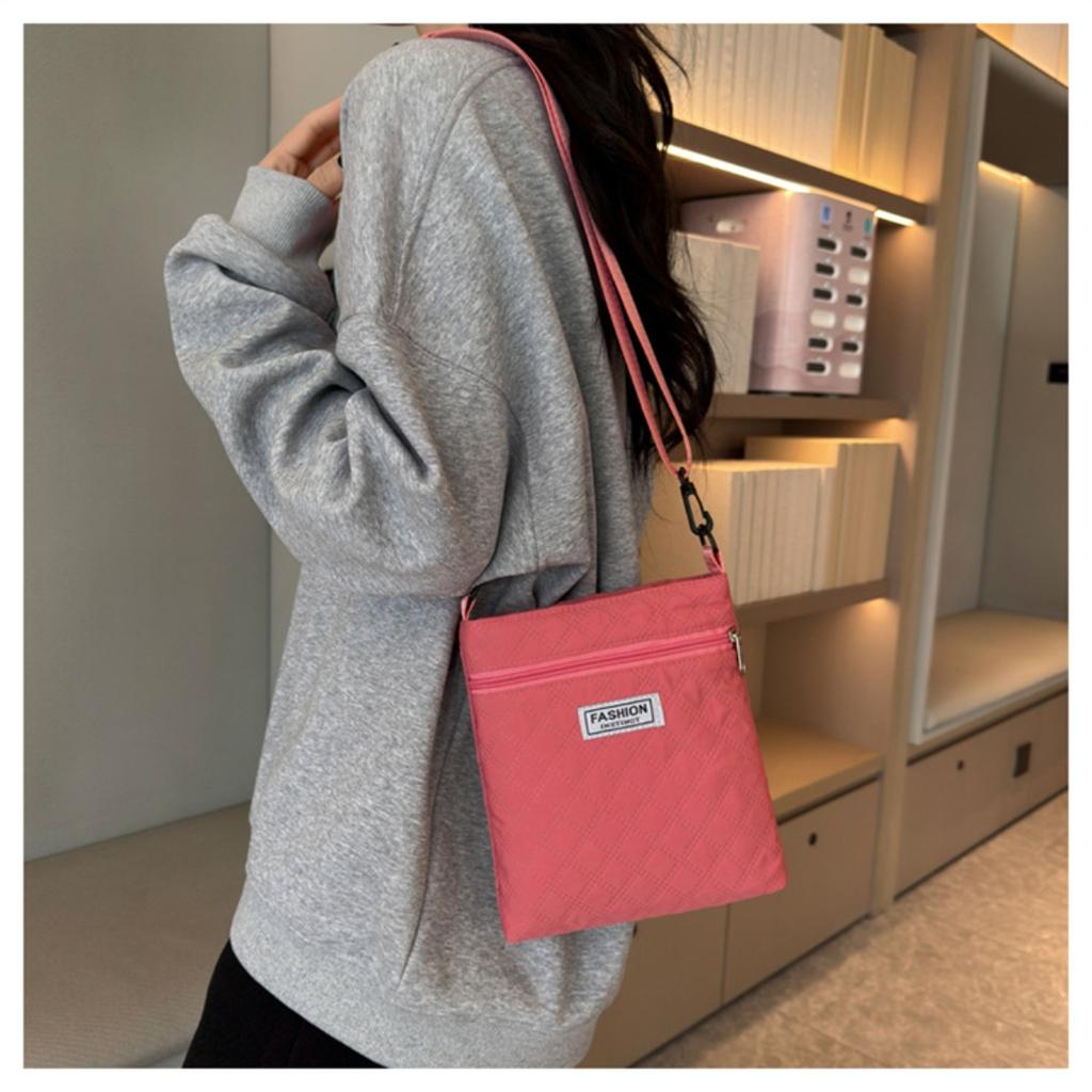 Borsa a tracolla semplice a griglia di diamanti a tinta unita per donna, borsa a spalla casual, borsa a tracolla piccola quadrata leggera e versatile