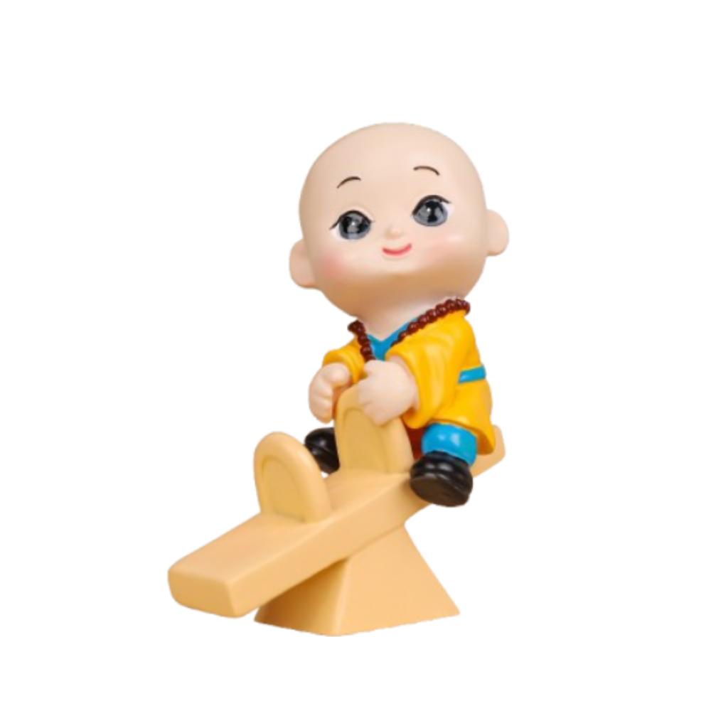 

Resin Crafts Small Monk Sculpture Cute Mini Monk Ornaments Car Accessory Style 2