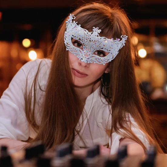 Masque Non-fading Fall Resistant Anti-Scratch Lace Up Half-face Decoration Fox Sequins Hollow Out Cosplay Masque Stage Accessory