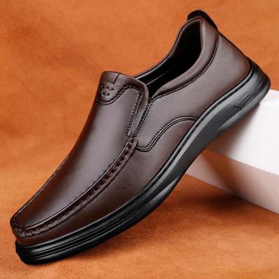 Mocassini da uomo classici versatili Mocassini da uomo Scarpe da vestito da uomo di alta qualità e confortevoli Vera pelle Scarpe da lavoro slip-on da uomo