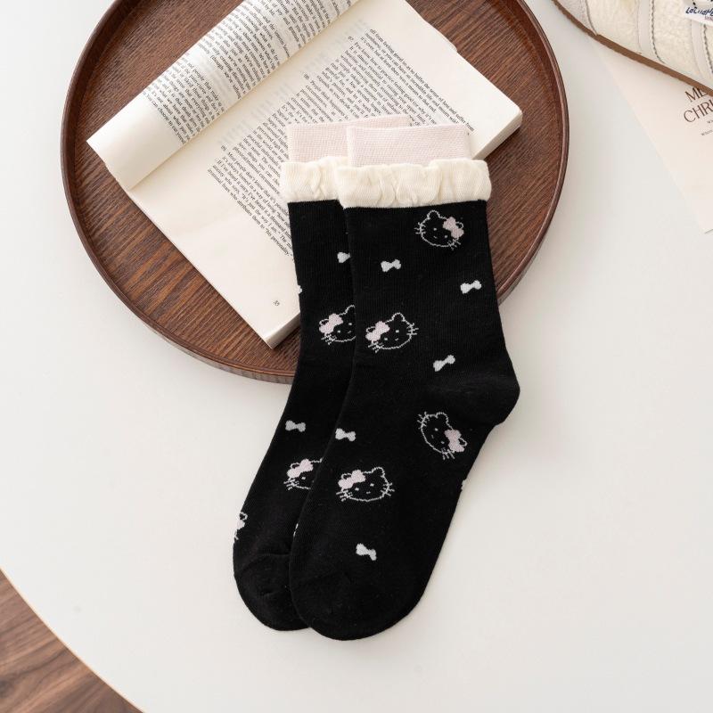 

Korean Socks Female Flower Full Print Kt Cat Bow Contrasting Color Bubble Mouth Splicing Cute Medium Tube Socks One size fits all чорний