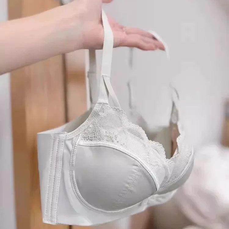 French pure desire satin underwear women's small breasts gathered without steel rings Thin comfortable and breathable support Anti-sagging bra cover