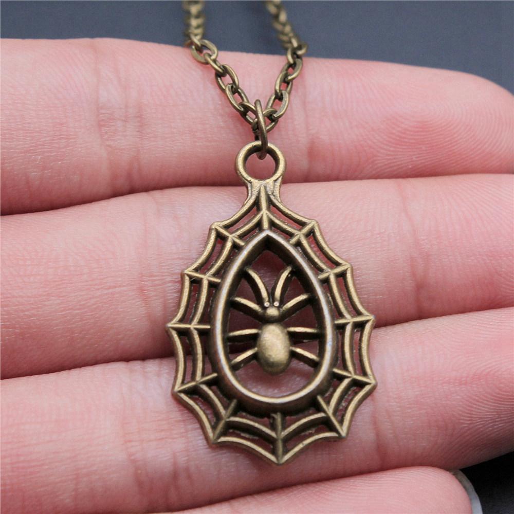 Dragon Snake Spider Gothic Pendant Antique Bronze Metal Daughter Choker Necklace Hot Sale