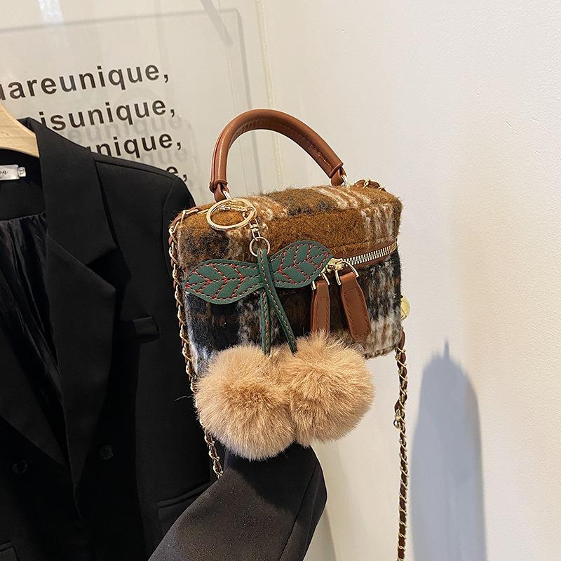 High-End Nische Mini-Tasche Damen Neu Wollkette Umhängetasche Damen Tragbare Kleine Quadratische Tasche