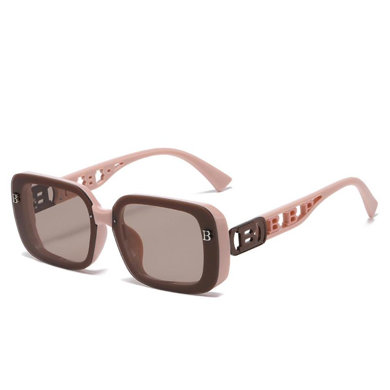 

New Fashion Brand Luxury Designer Sunglasses Women Rectangle Letter Vintage Trendy Shades Glasses Outdoor Party Sunglasses