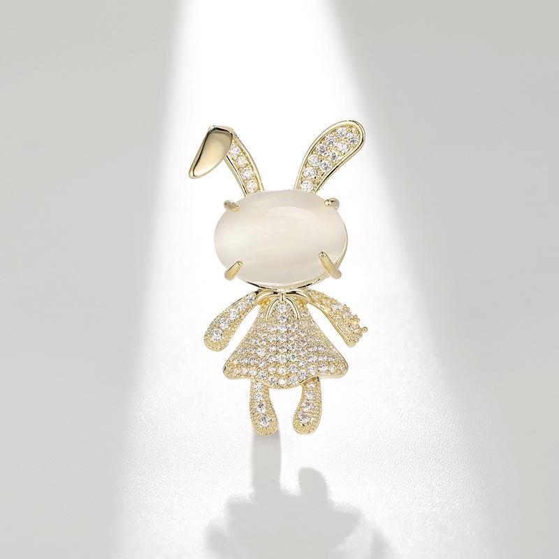 Bo Xin Yun Japanese Rabbit Brooch: Cat s Eye Cartoon Animal Corsage, Cute Accessory Pin