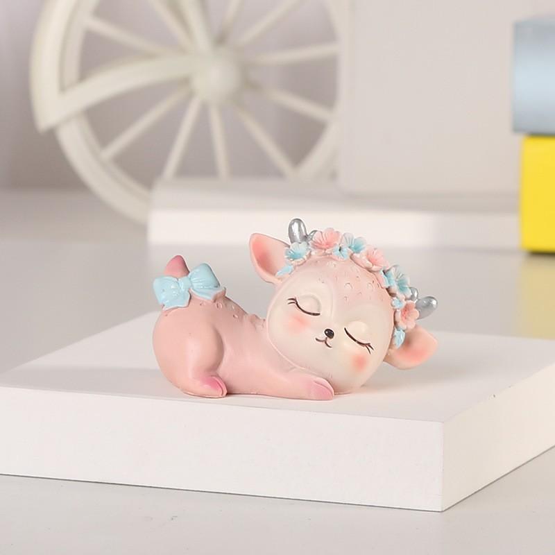 Tang Yi Creative Small Decorative Items for Home Living Room TV Cabinet Entrance Hall Office Desk Cute Deer Decorative Items Arrangement