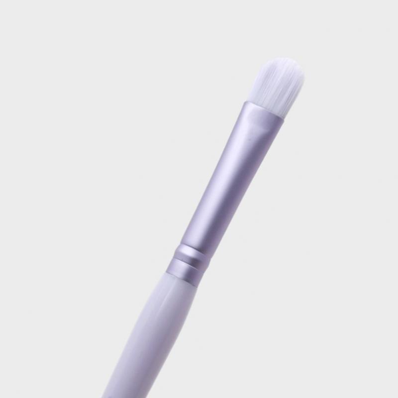 Daiso Pastel Concealer Brush