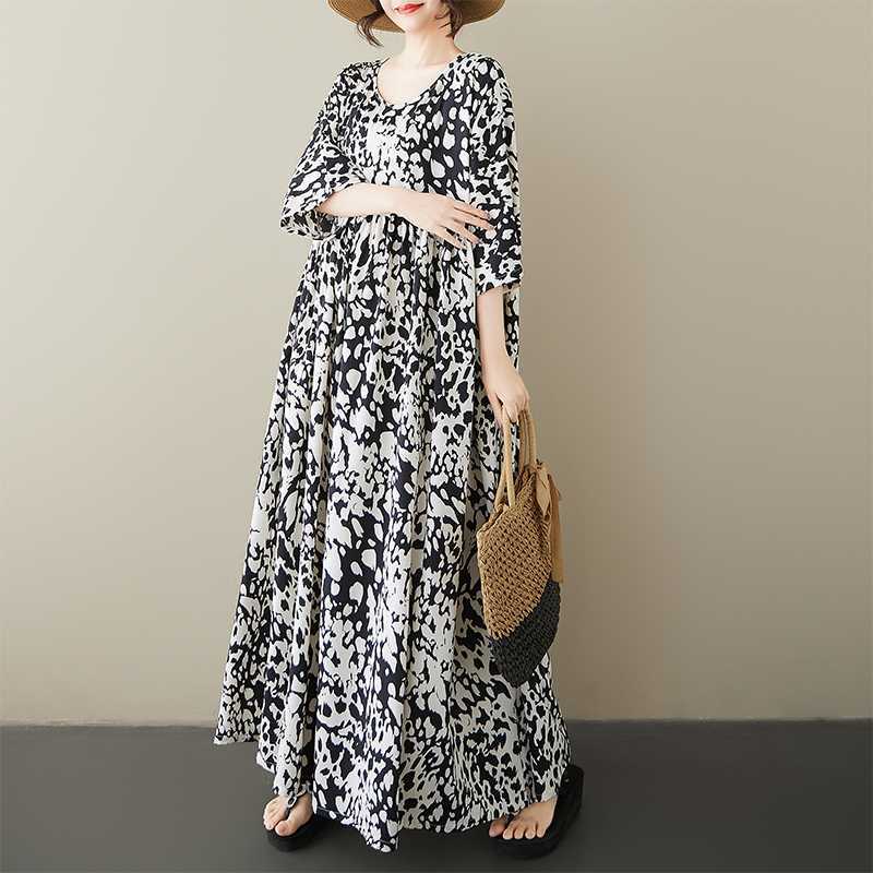 Ladies' Casual Vacation Black and White Leopard Print Round Neck Shoulder with Loose Sleeves, Big Swing Dress