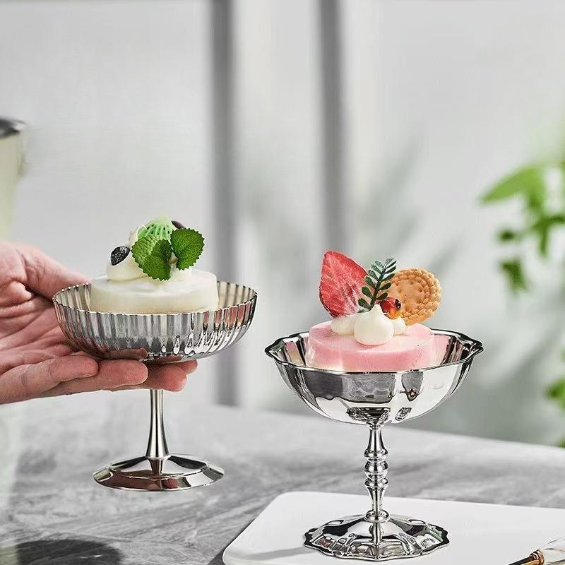 Hot 304 Stainless Steel Dessert Cup Ice Cream Cups Salad Goblet Retro High Base Bowl for Fruit Yogurt Snack Dish Bar Dinnerware