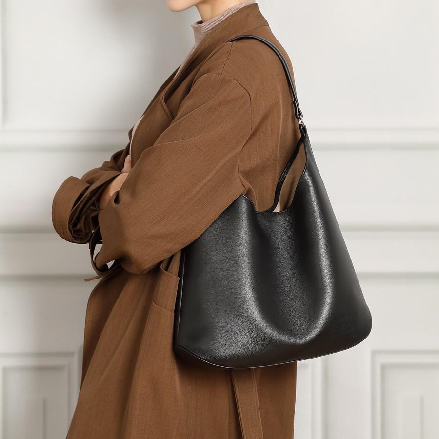 Women'S Vegetable Tanned Lazy Wind Single Shoulder Armpit Bag Simple Tote Bag Large Capacity Commuter Single Shoulder Bucket Bag