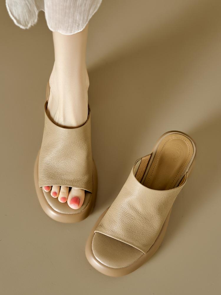 

ins is huge soft! Soft leather version~ Lazy one-word slippers for stepping on shit, women wear high-heeled thick-soled cool slippers in summer 40