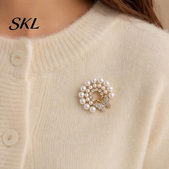 Sweater Brooch Pin Faux Pearl Rhinestone Flower Brooch, Retro Lapel for Wedding Party Bridal Shower, Women Girls Clothing Jewelry Accessories