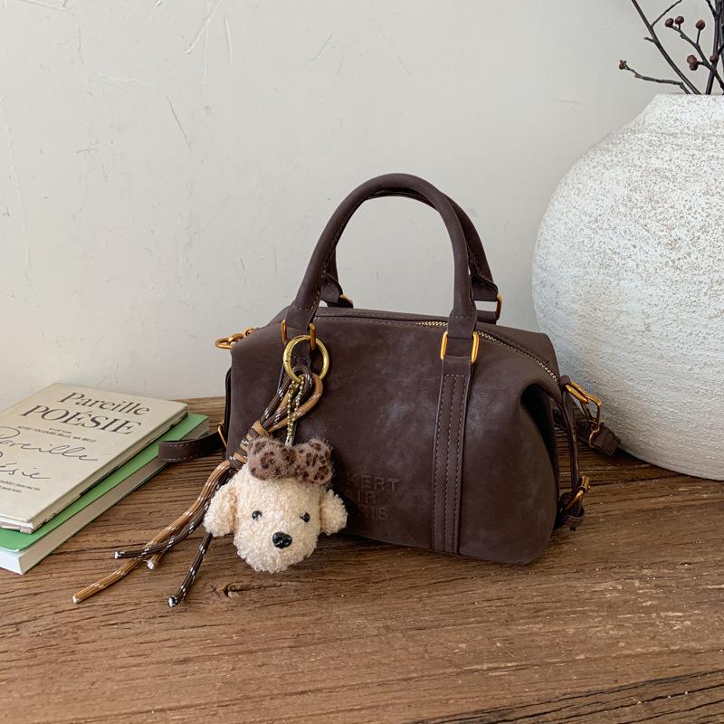 

Модная ретро женская сумка-тоут большой вместимости, новая осенняя коллекция 2025, простая и модная сумка-подушка no pendant