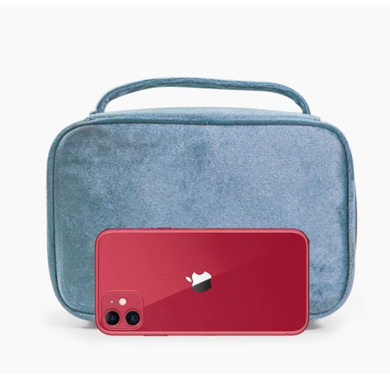 2022 New Fashion Flannel Makeup Bag Portable Portable Cosmetic Storage Bag Large Capacity Travel Cosmetic Case