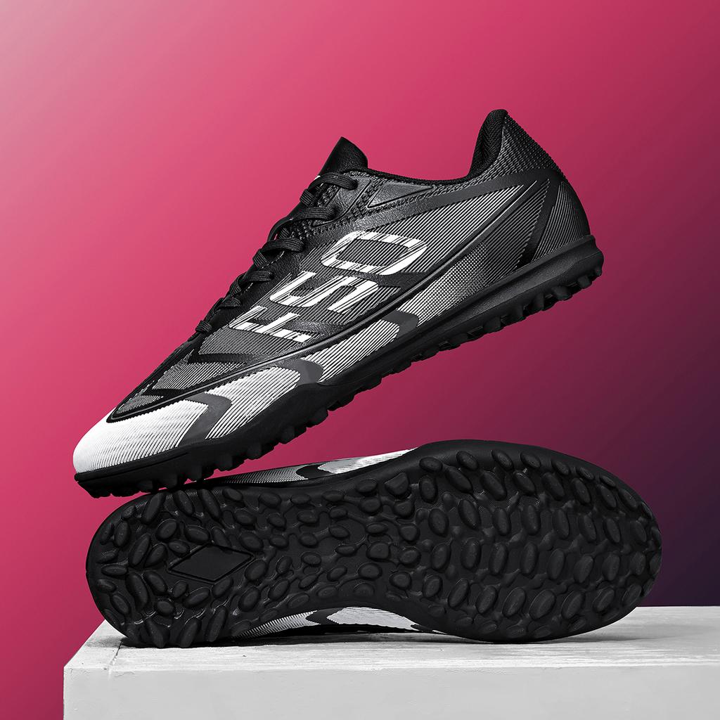 Lightweight Men's Soccer Shoes TF Nail Broken Outdoor Sports Shoes, Wear-resistant and Anti Slip