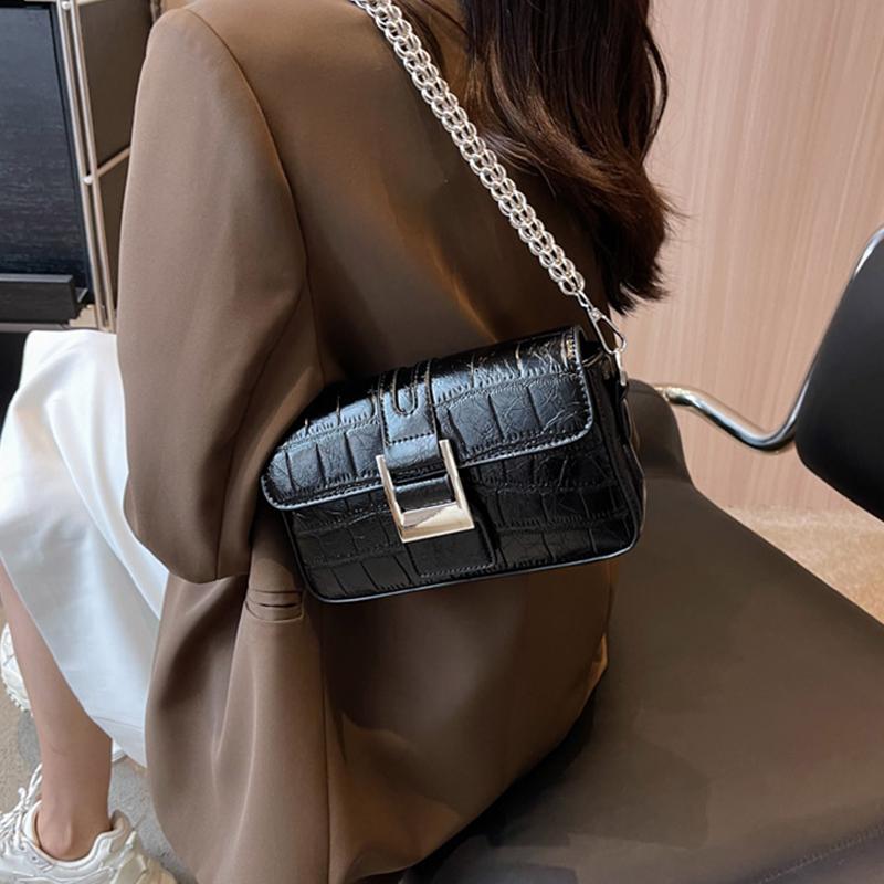 Classic Women's Bag  New Summer Texture Pu Leather Crossbody Bag Popular Chain Shoulder Underarm Small Square Bags