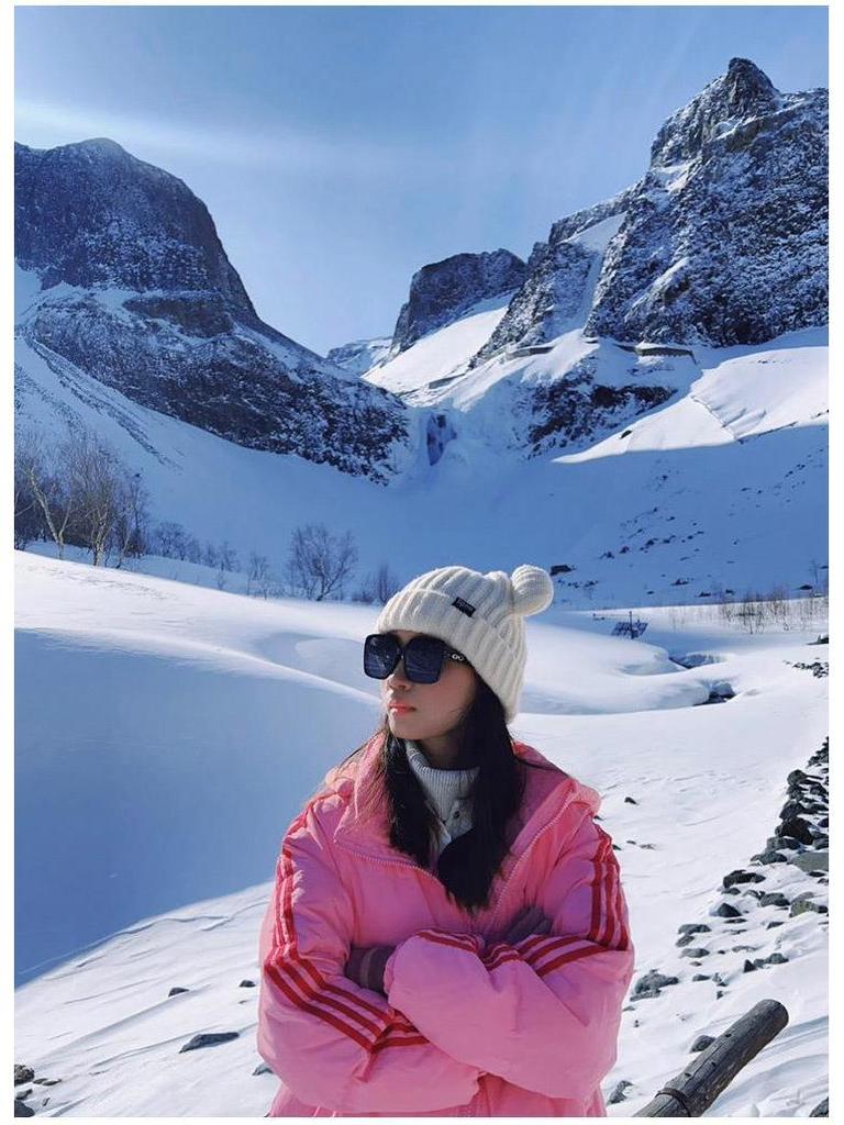 Women's 2023 Korean Style Long Down Jacket, Over-the-Knee, Three-Stripe, Thickened, Loose Fit, White Duck Down, Couple's Coat.