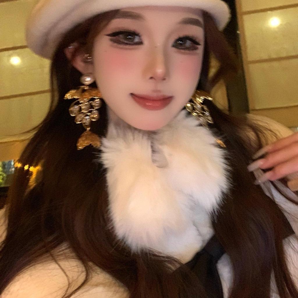 European-American Zirconia Fishtail Tassel Earrings with Pearls - Exaggerated, High-End Light Luxury Design for Women