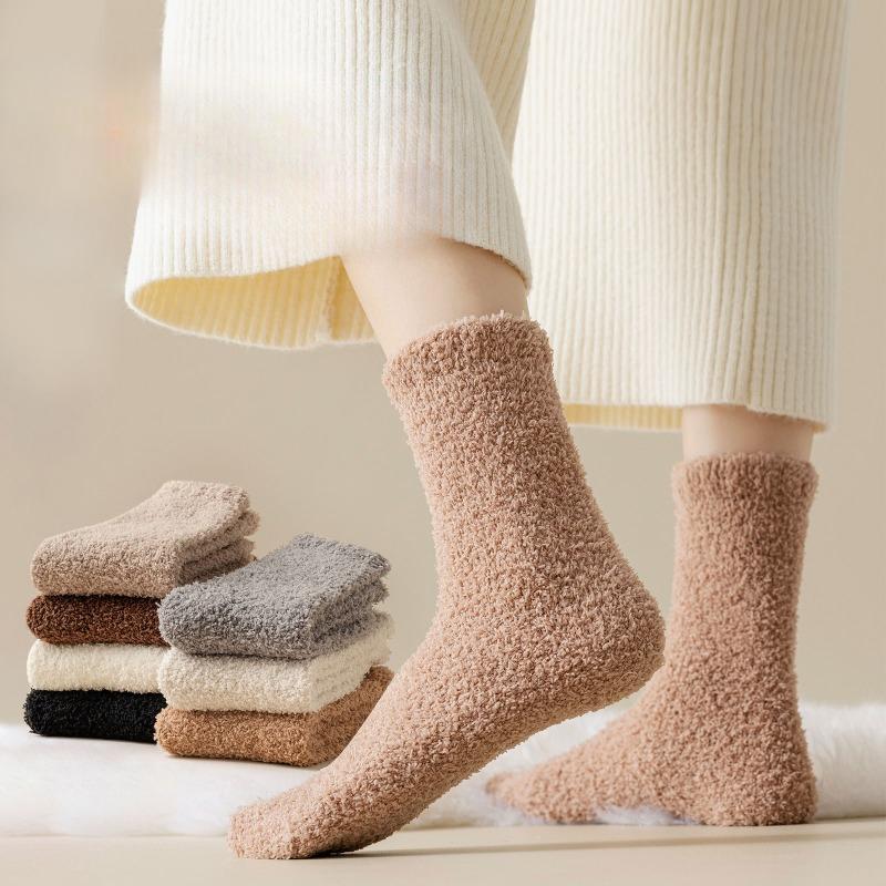 Women's Winter Thickened Non-shedding Coral Mid-calf Socks with Fleece, Warm Postpartum Socks, and Home Sleeping Socks