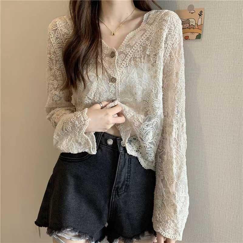 

Spring and Summer New Design Hollow Lace Fashionable V-neck Long-sleeved Sun Protection Top for Women onesize абрикосовий