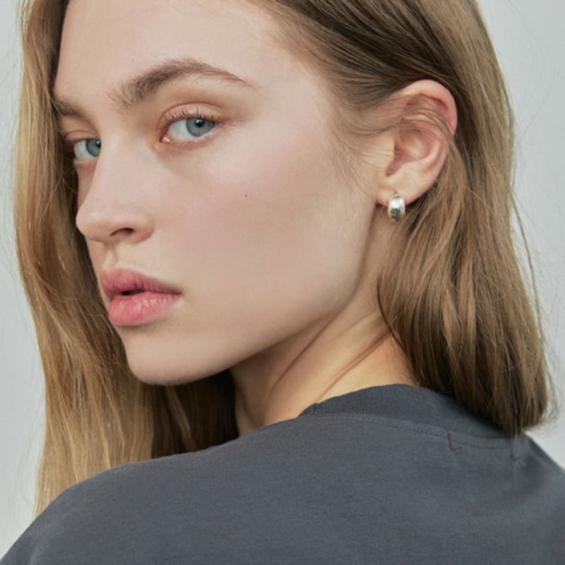 Ihr ONE-TOUCH BOLD BUBBLE EARRING / 925 SILVER