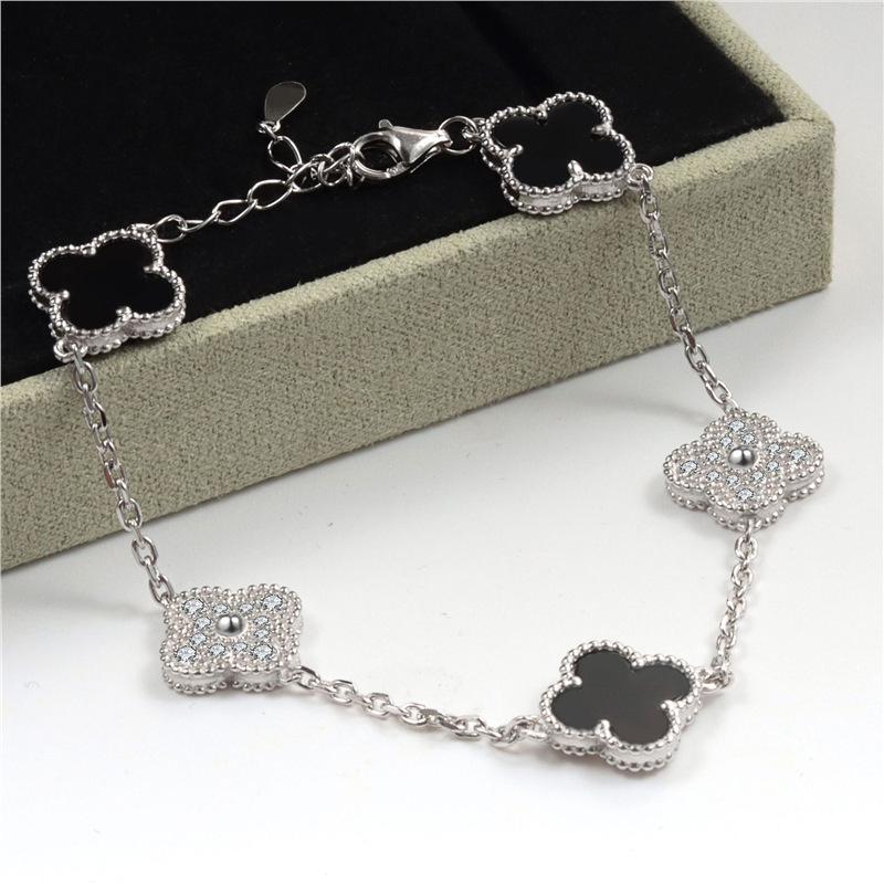Bracciale Quadrifoglio Cinque Fiori Portafortuna per Uomo e Donna Oro 18K Agata Madreperla Seiko Bracciale di Alta Gamma