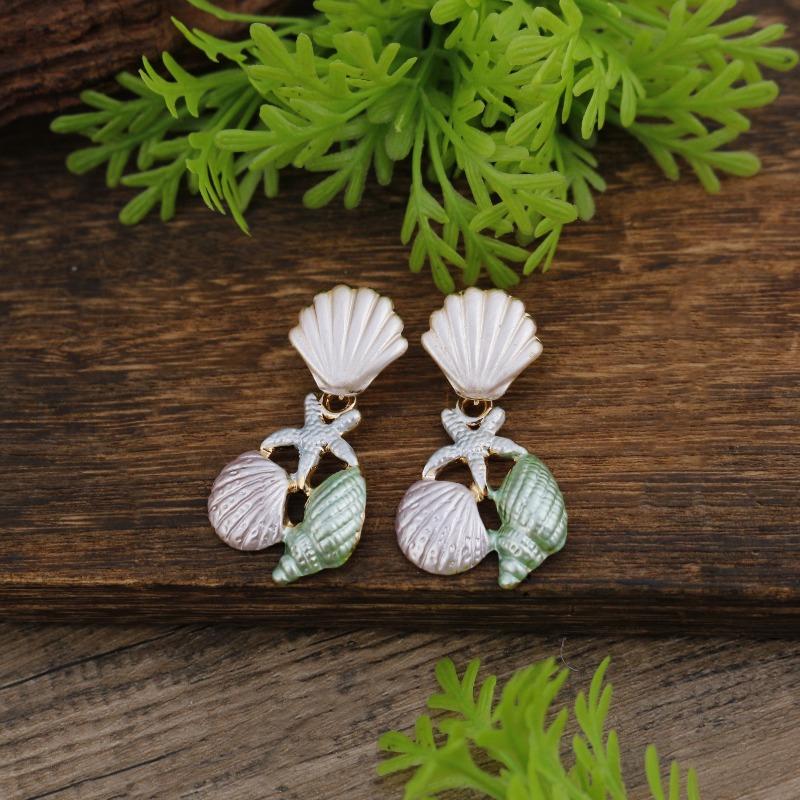 New Enamel Geometric Flower Stud Earrings Women's Fashion Simple Irregular Flower Summer Versatile Earrings