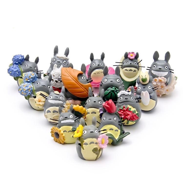 Cartoon My Neighbor Totoro Rose Resin Miniature Garden Decor With Creative Terrarium Design For Home And Office
