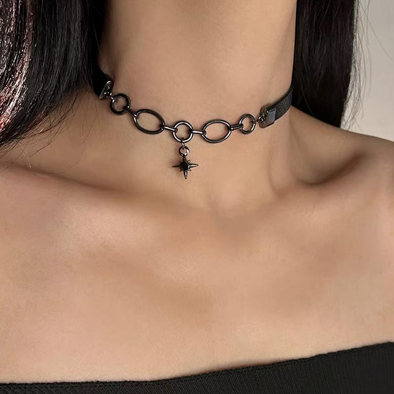 Mädchenstil Weinrot Leder Kreuz Choker Schlüsselbein Kette Aufhellendes Halskette