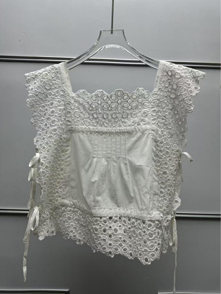 French Spring/Summer Hollow Embroidery Set: Square Neck Lace-Up Top + Elastic Waist 7/8 Pants