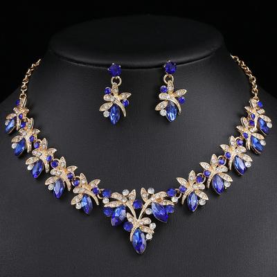 Set 3 Bucăți Colier și Cercei Retro Lux Ușor Rafinat în Formă de Picătură de Apă - Aliaj Zirconiu Încrustat Rochie de Mireasă Nuntă Zircon