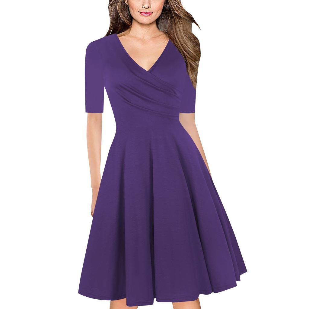 Damenkleid mit halblangen Ärmeln, V-Ausschnitt, plissiertem Bund, breitem Saum und schmaler Passform