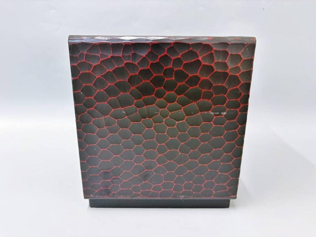 [USED]Kamakura-bori 3-Drawer Mini Chest – Traditional Craft (Lacquer-Finished Wood Carving)