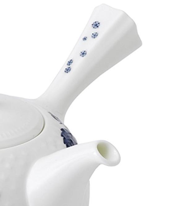 [Official Import] Wedgwood Strawberry Bloom Indigo Japanese Teapot, Wedding Gift, 40000820