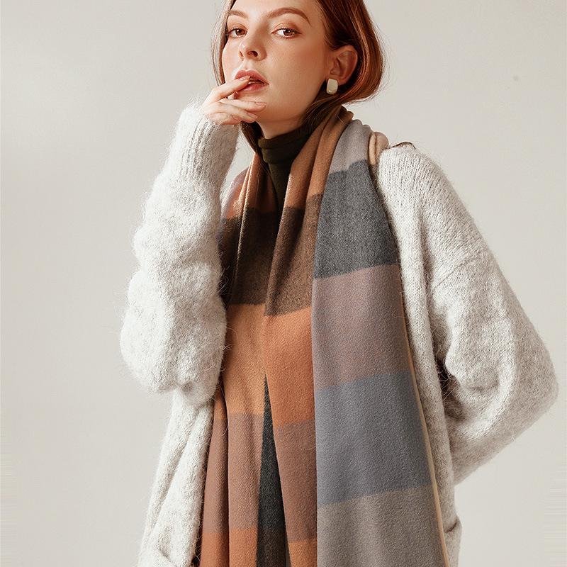 2025 Elegant Women's Striped Plaid Shawl – High-End Autumn/Winter Fashion Scarf