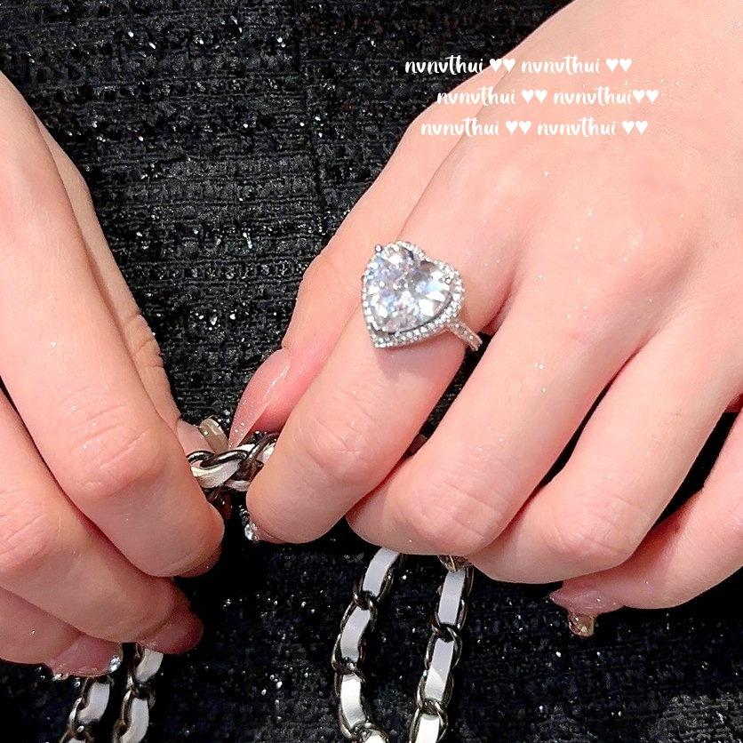 Papalacha Love Gemstone Pearl Necklace, Watery, 18K Gold-Plated Large Carat Love Zircon Ring.