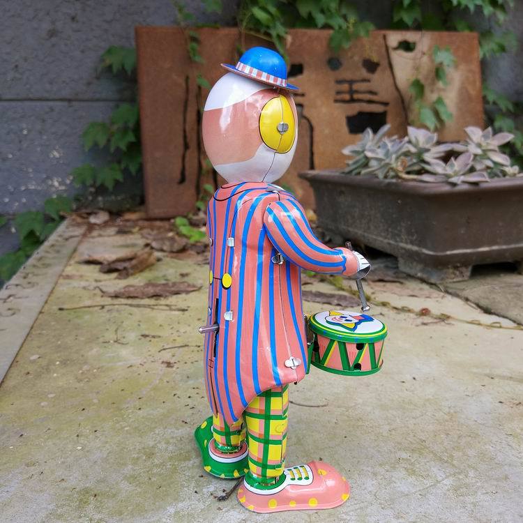 Clown drum tin clockwork toy