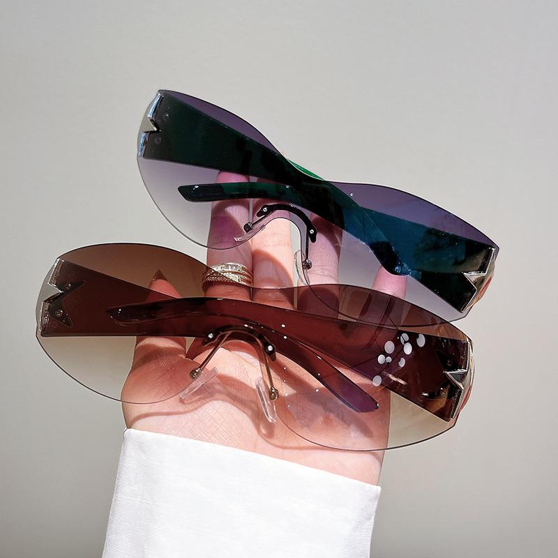 Vintage Punk Brand Designer Rimless Sunglasses Women Star Sun Glasses For Men Uv400 Sport Goggles One Piece Trending Shades