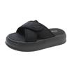Schwarze Hausschuhe Damen tragen Plateausandalen im Sommer, neue Modelle im neuen Jahr, flache Sohle Ein-Wort-Slipper Muffin, lässige Sandalen Damen