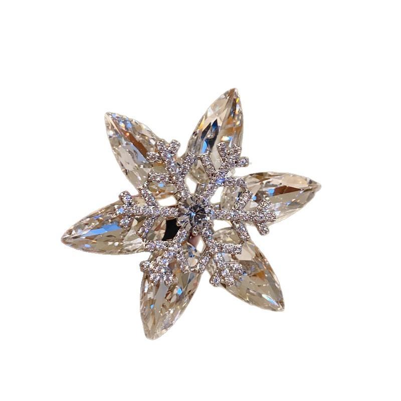 New Shiny K9 Crystal Snowflake Brooch Brooch Niche Light Luxury Temperament Zircon Suit Pin