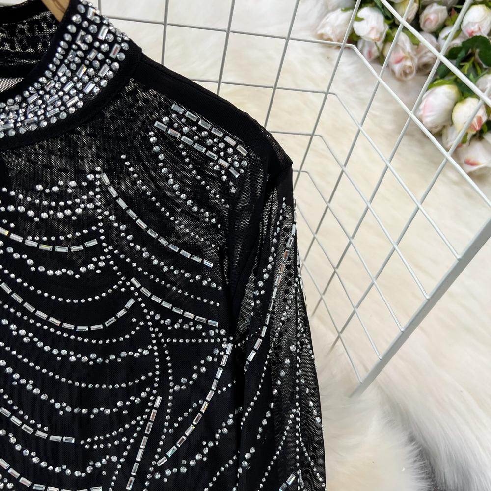 Fashion Suit, Fashion Long-sleeved Stand-up Collar, Slim-fitting Diamond-encrusted Short Top, Two-piece Set, High-waisted Fishtail Skirt.