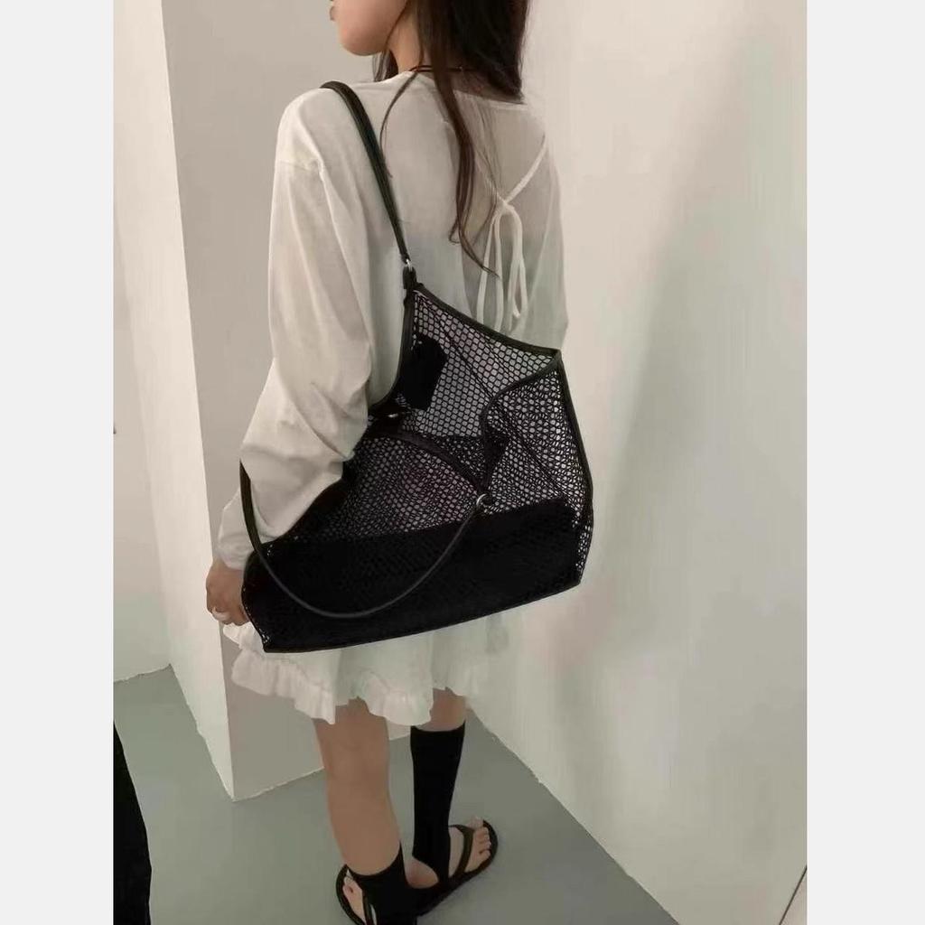 Dámská síťovaná plážová cestovní taška přes rameno s velkou kapacitou, ležérní nákupní taška, úložný prostor na plážové hračky, dutý design rybářské sítě