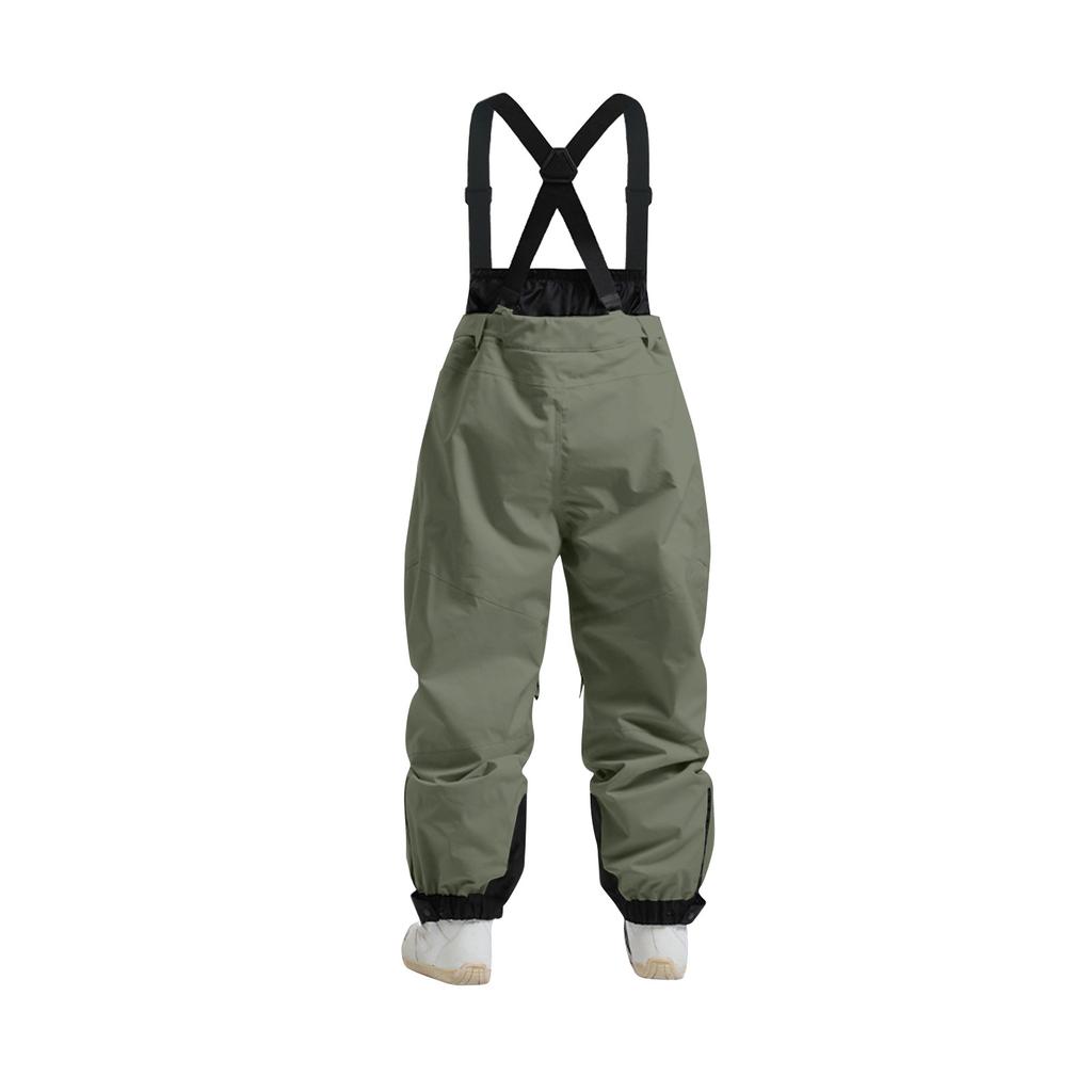 Silné ramenní popruhy s bavlněnými sponami pro hřejivé větruodolné a voděodolné lyžařské kalhoty