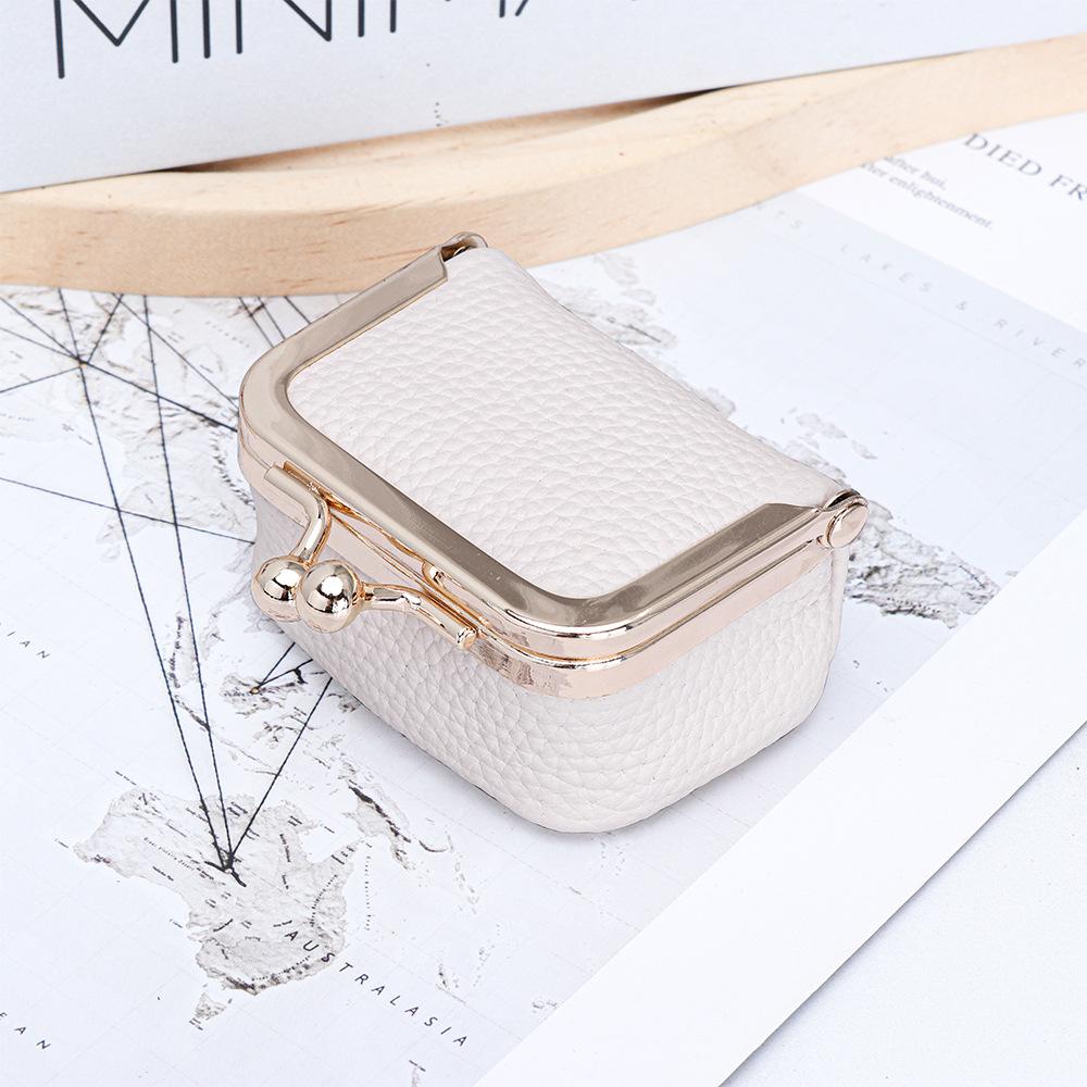 Chic Full-Grain Leather Mini Kiss-Lock Pouch Jewelry Organizer for Rings Necklaces Earrings Compact Daily Accessory Coin Purse