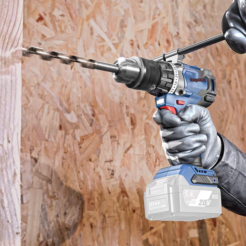 Dongcheng 20V Bezprzewodowa Bezszczotkowa Wiertarko-wkrętarka Elektryczna Wtyczka CN (adapter w zestawie)