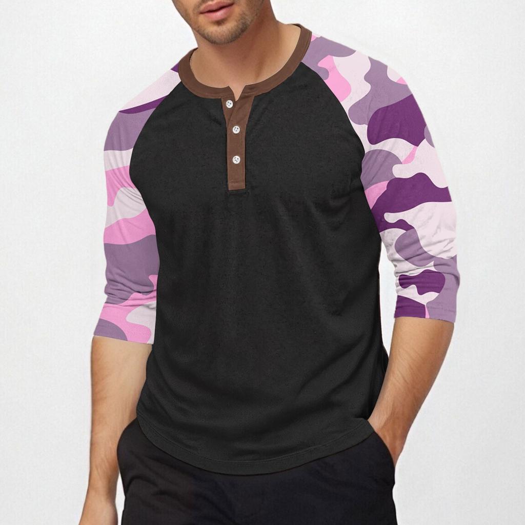 Men's top with three-quarter sleeves and camouflage print