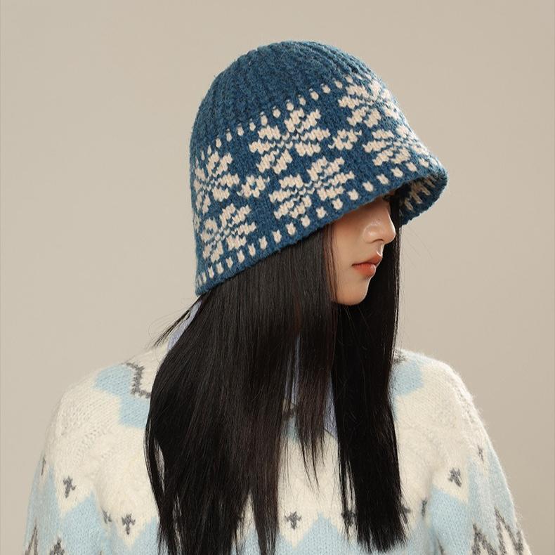 Autumn and Winter Hat Women's Color Matching Knitted Hat Windproof Warm Wool Hat Fashion Basin Hat