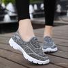 Unisex soft soled old Beijing cloth shoes, one foot on mom's shoes